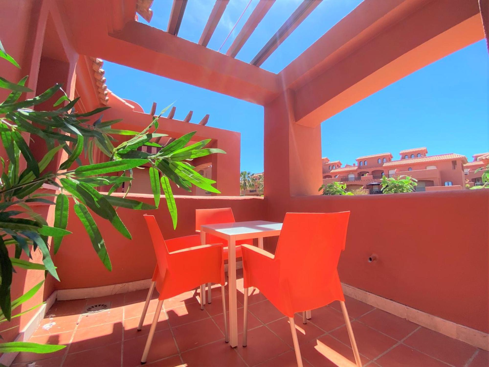 Sea View Penthouse Apartment With Hot Tub - Casa Bella Vista, Buenas Noches , Estepona Exterior photo
