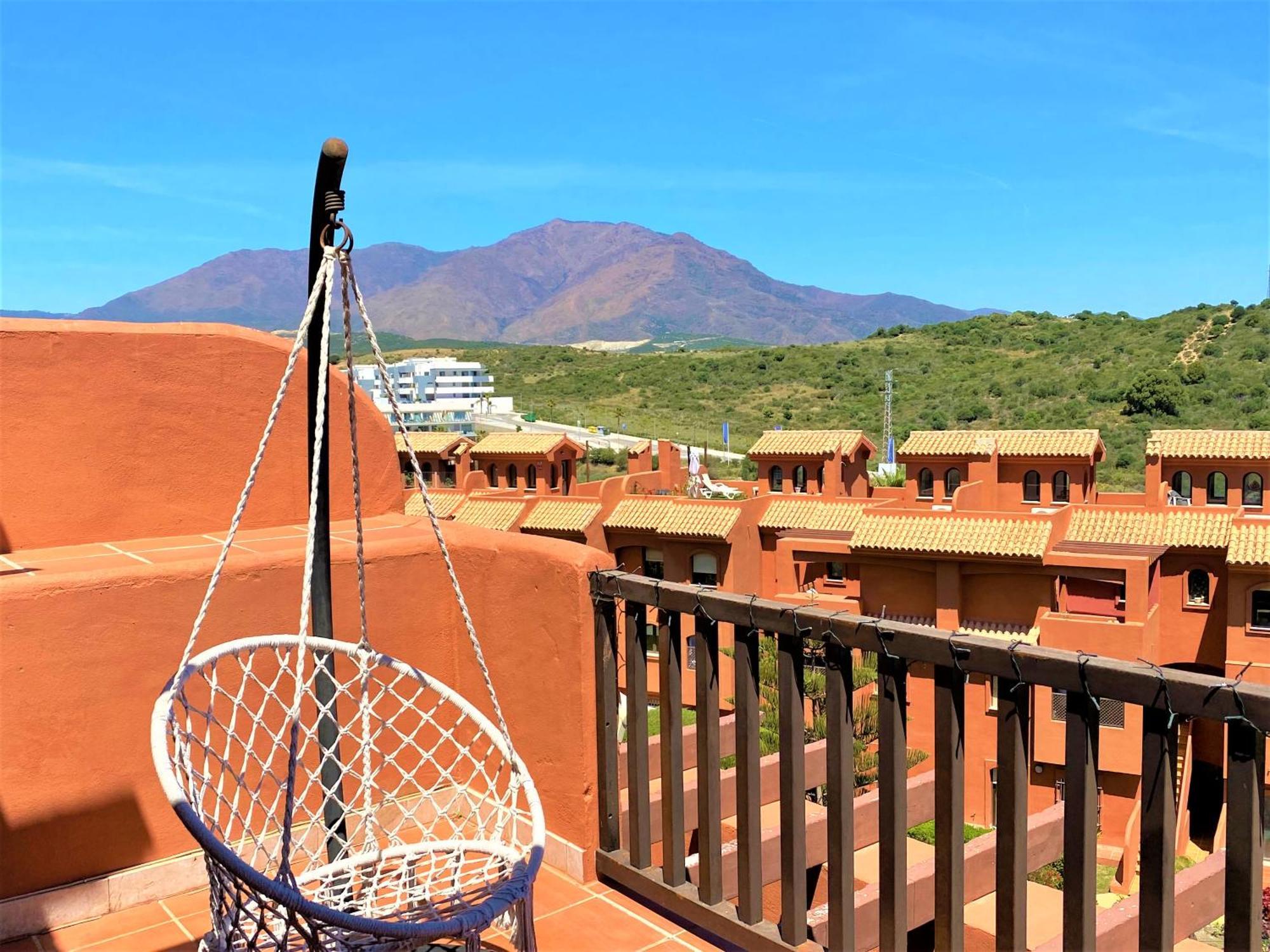 Sea View Penthouse Apartment With Hot Tub - Casa Bella Vista, Buenas Noches , Estepona Exterior photo
