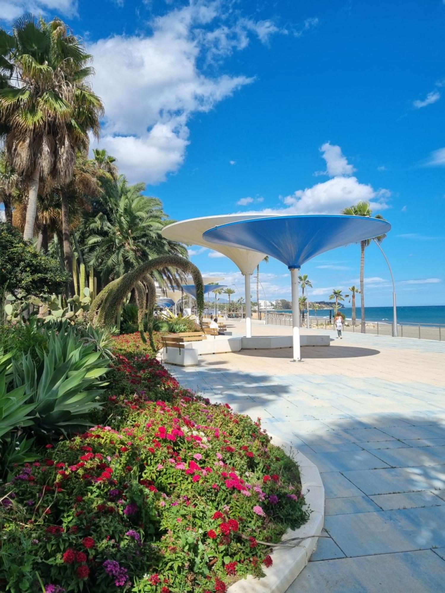 Sea View Penthouse Apartment With Hot Tub - Casa Bella Vista, Buenas Noches , Estepona Exterior photo